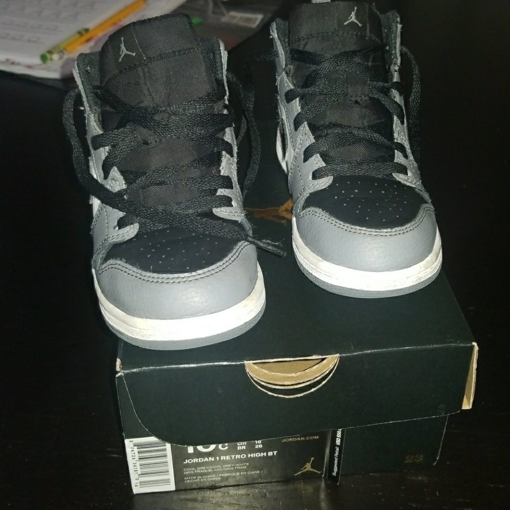 Shoe - Picture 4 of 4